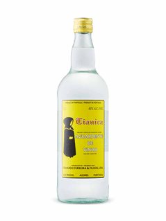 Aguardente Vinica Mulher De Capote